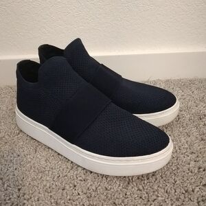 Eileen Fisher Women's Navy Blue Slip-On Sneakers Preppy Cottagecore Size 8.5